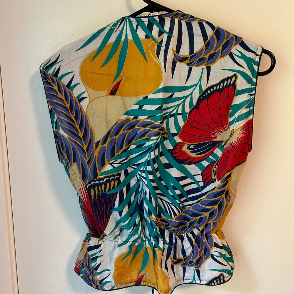 Vintage Tropical Print Sleeveless Top - Picture 3 of 3